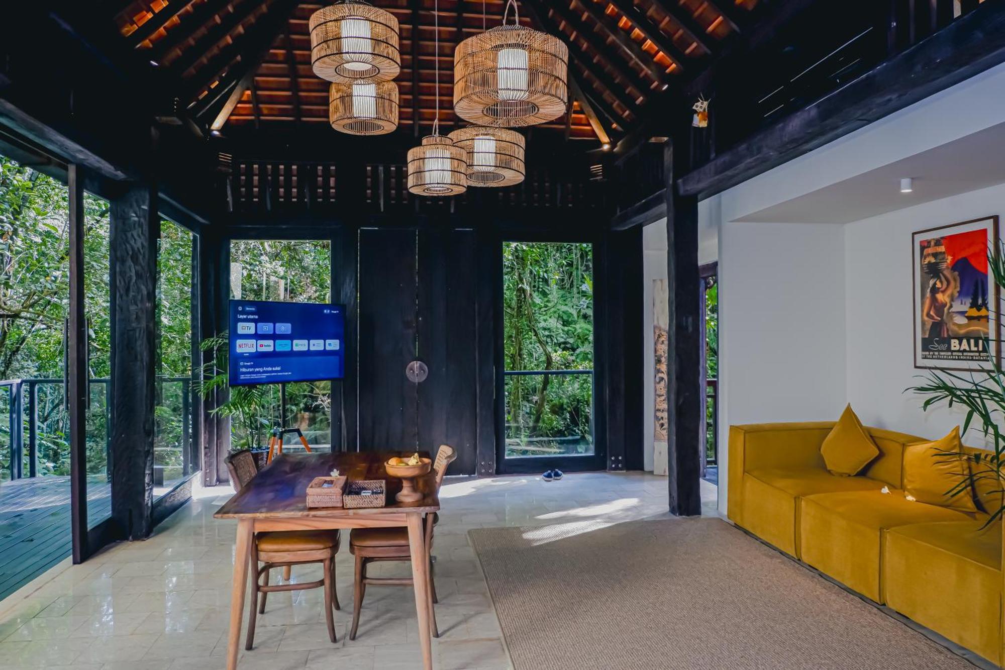 The Sebali Resort Ubud Exterior foto The interior of a villa at the resort